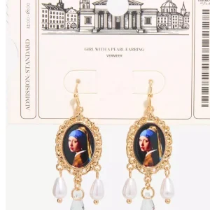 Girl with the Pearl Earring Portrait Gold Toned Hook Earrings
